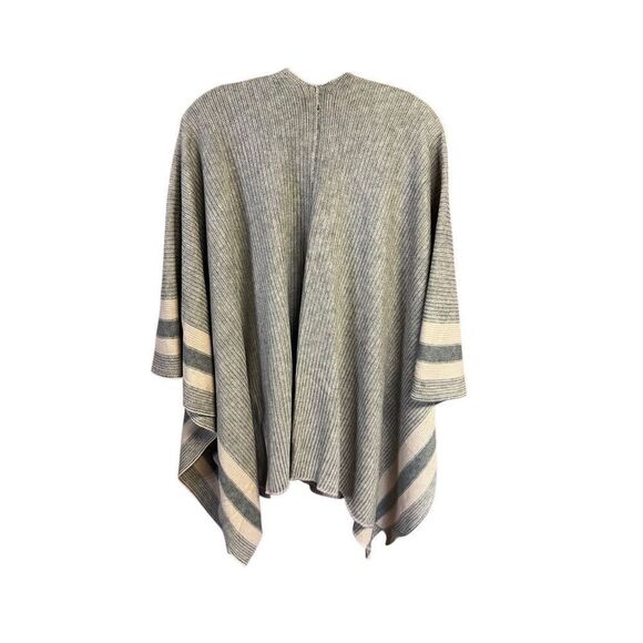 Avaly Fashion Sweater Poncho One Size Grays/Beige NWT - Picture 2 of 5